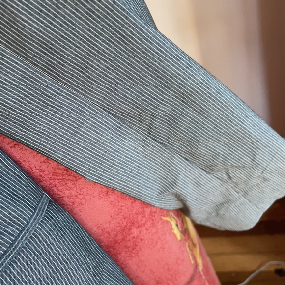 Attention Thin Pin Striped Blazer - Picture 11 of 14